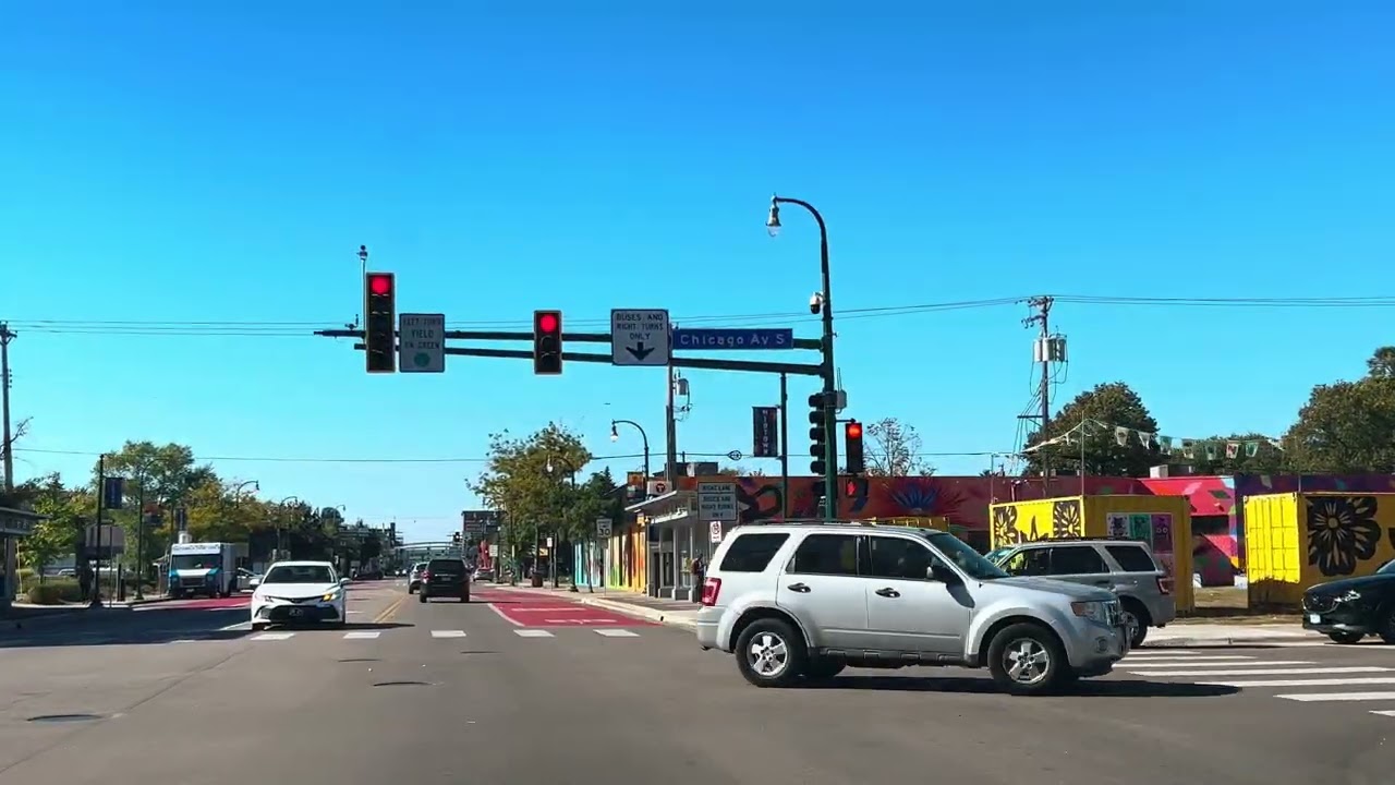 Lake Street. Minneapolis,Minnesota. October 11,2025