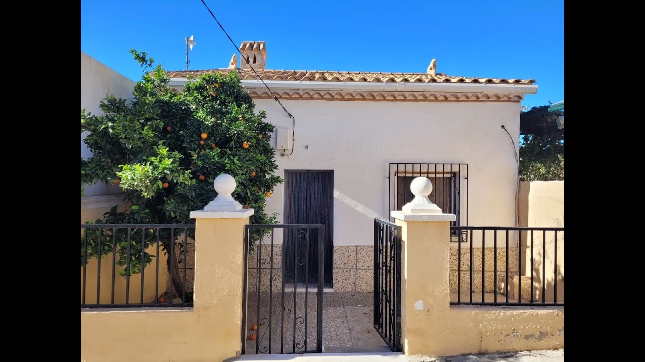 Village house in La MelA . Sorbas. Almeria . PRICE 55000