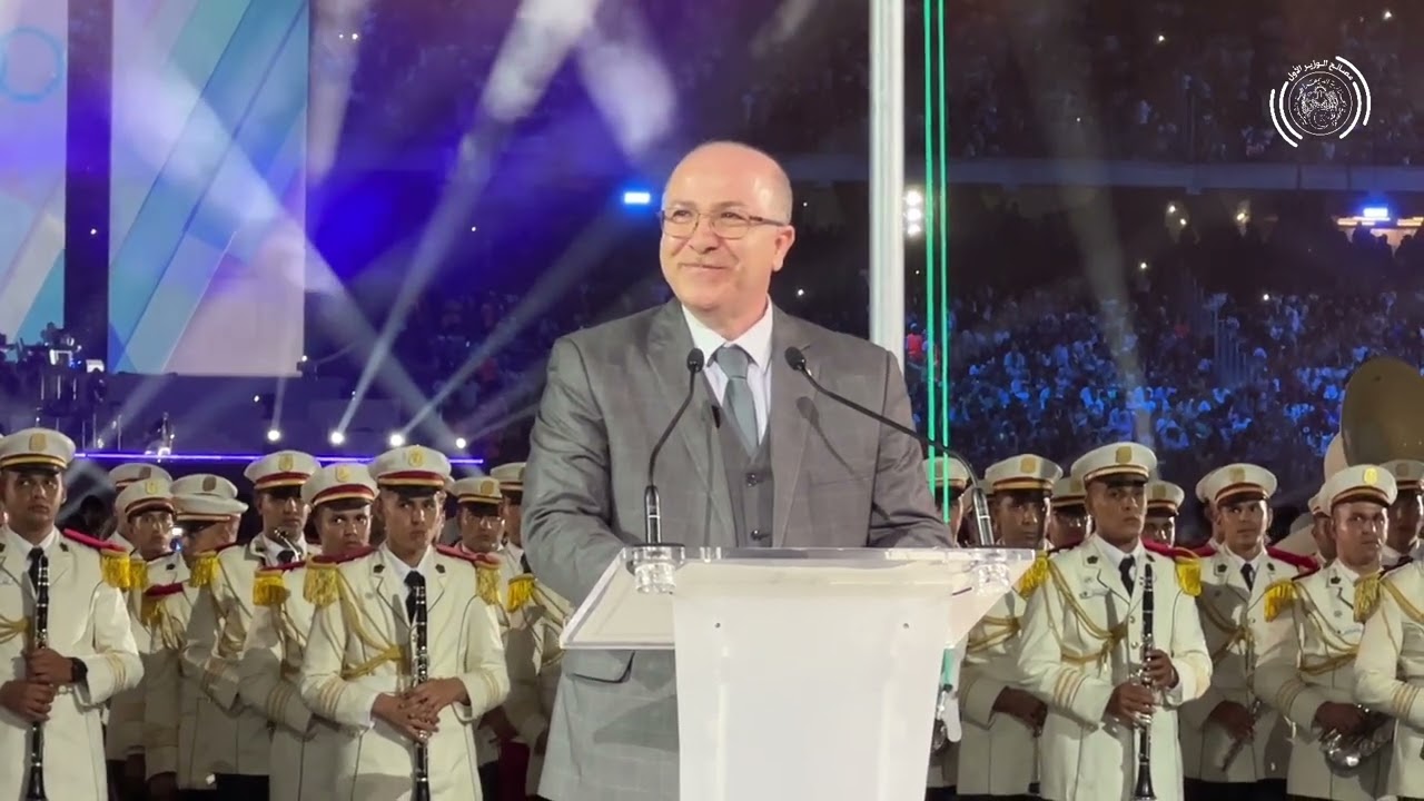 باسم السيد رئيس الجمهورية عبد المجيد تبون،  الوزير الأول يشرف على اختتام الدورة 19 للألعاب المتوسطية
