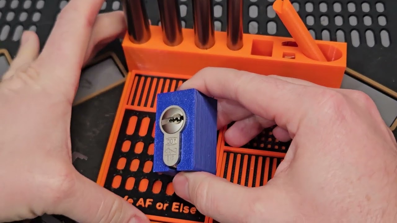 DOM Plura picked and gutted
