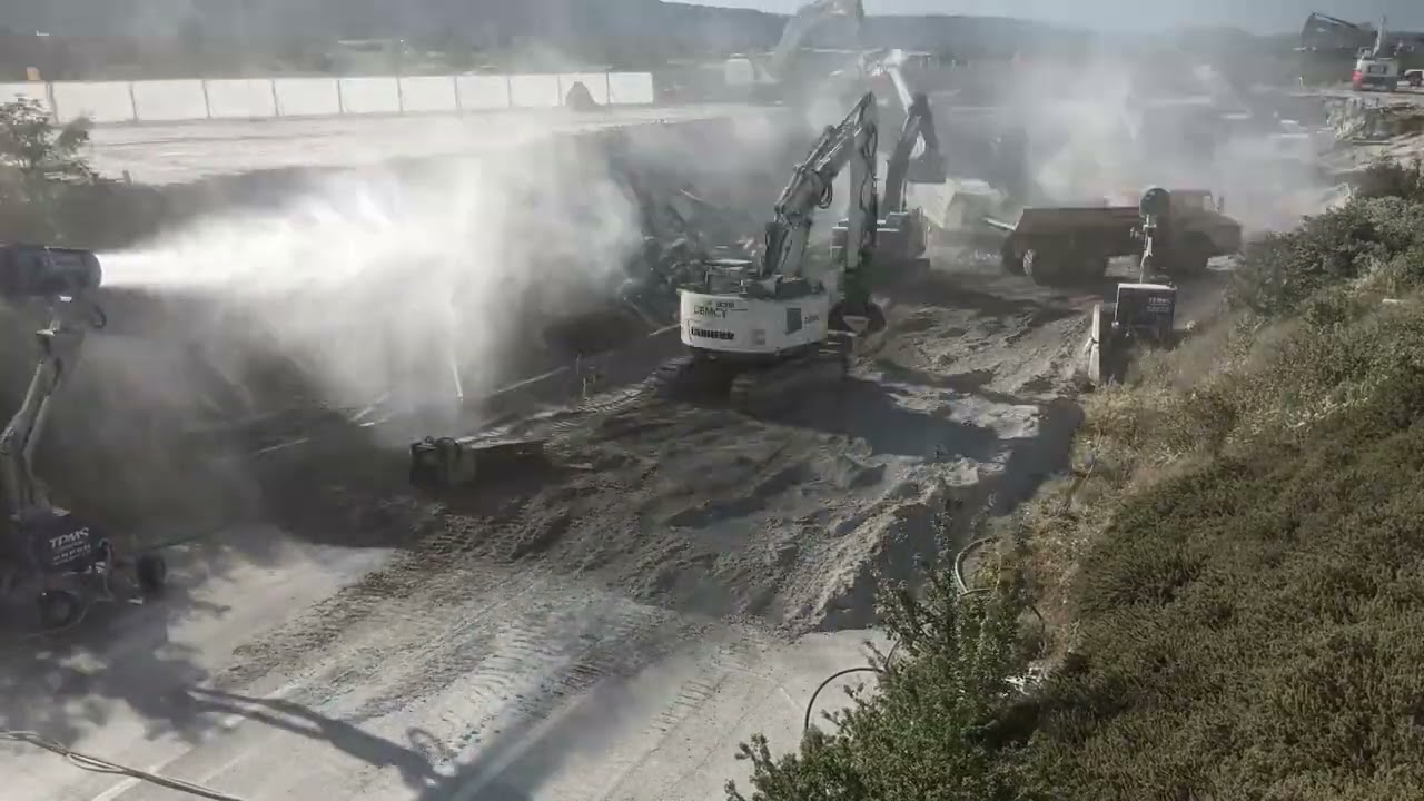 A7 Bourg-Les-Valence : vidéo en accéléré de la démolition du pont autoroutier. Impressionnant !