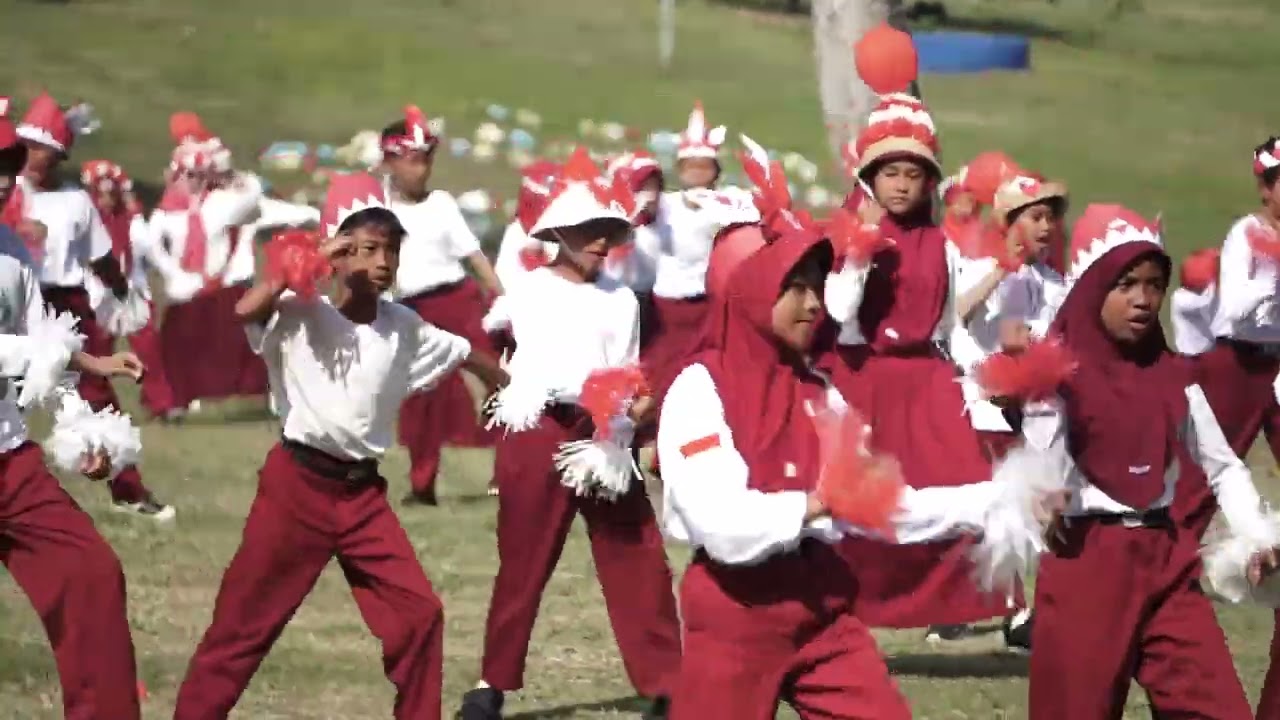 Persembahan Tari Warokan SDN Banyurojo 1 dalam rangka memperingati HUT Republik Indonesia ke 79