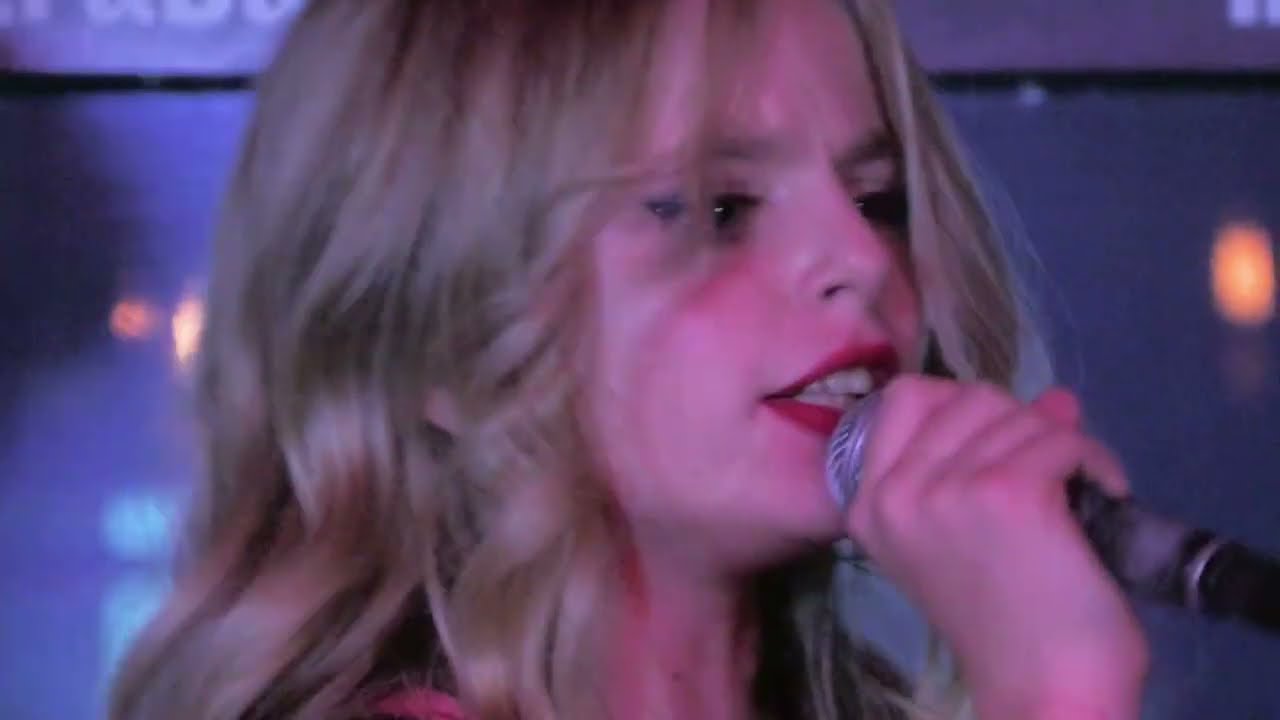 Адель Star (11 лет) и Нейросеть Group. Пой, душа, голосами. Живой звук! 19.11.2025.