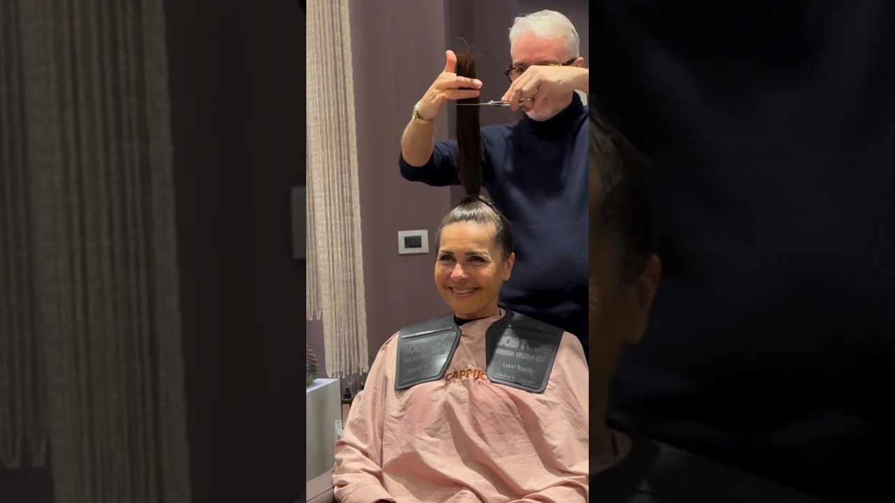 Un taglio scalato con volume in alto centro testa pu&ograve; snellire un viso rotondo &hearts;️&hearts;️