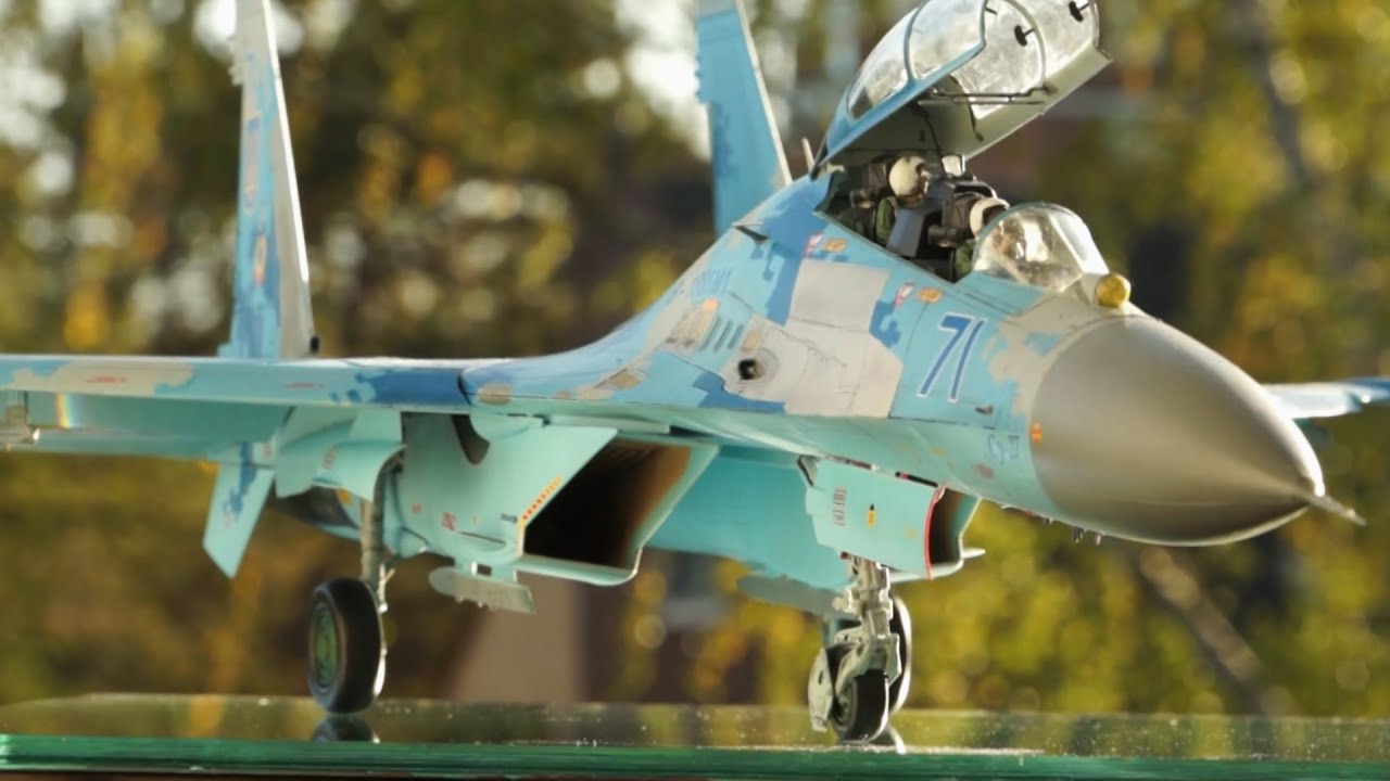 SU-27 UB Ukrainian Digital Flanker 1:32