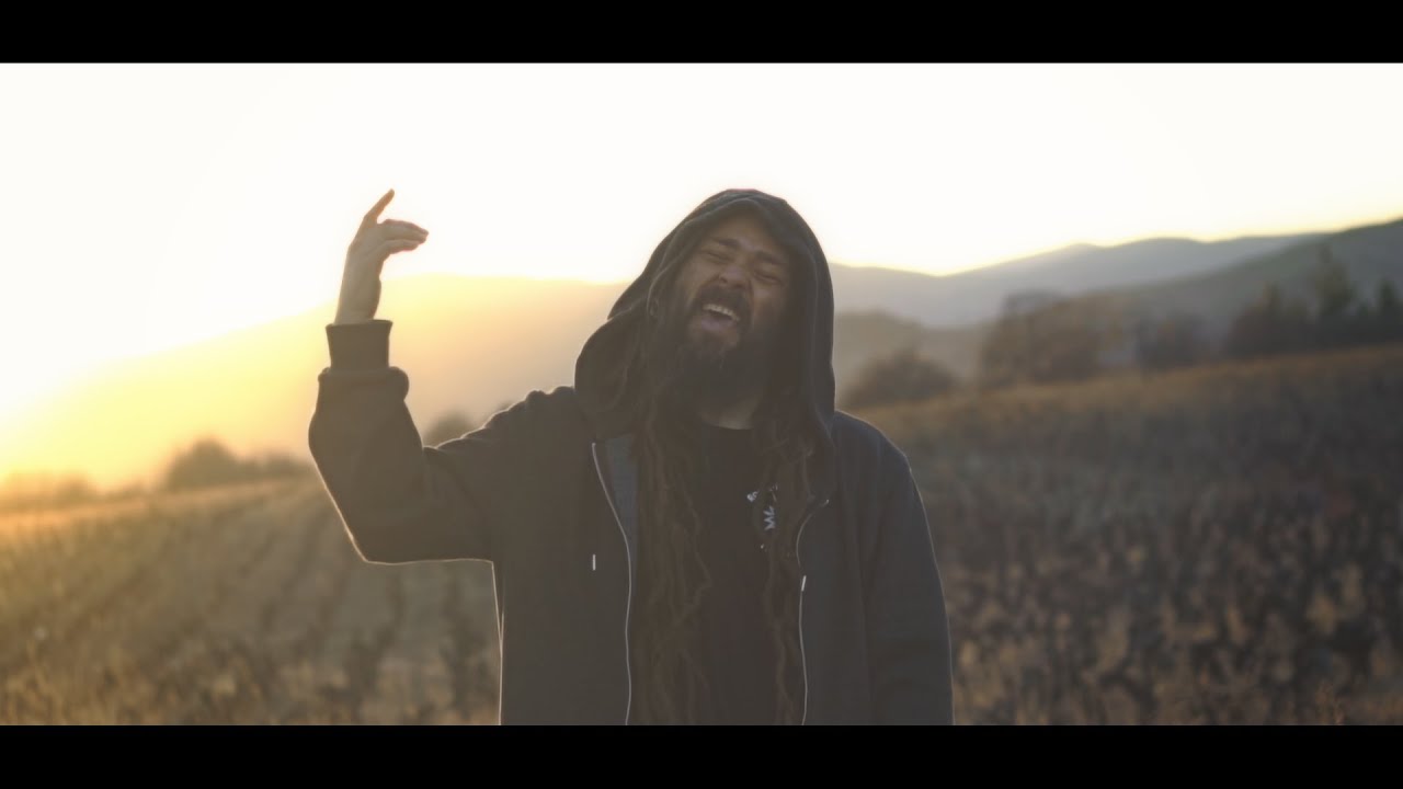 Ricky Hombre Libre - Pensar Menos (Videoclip)