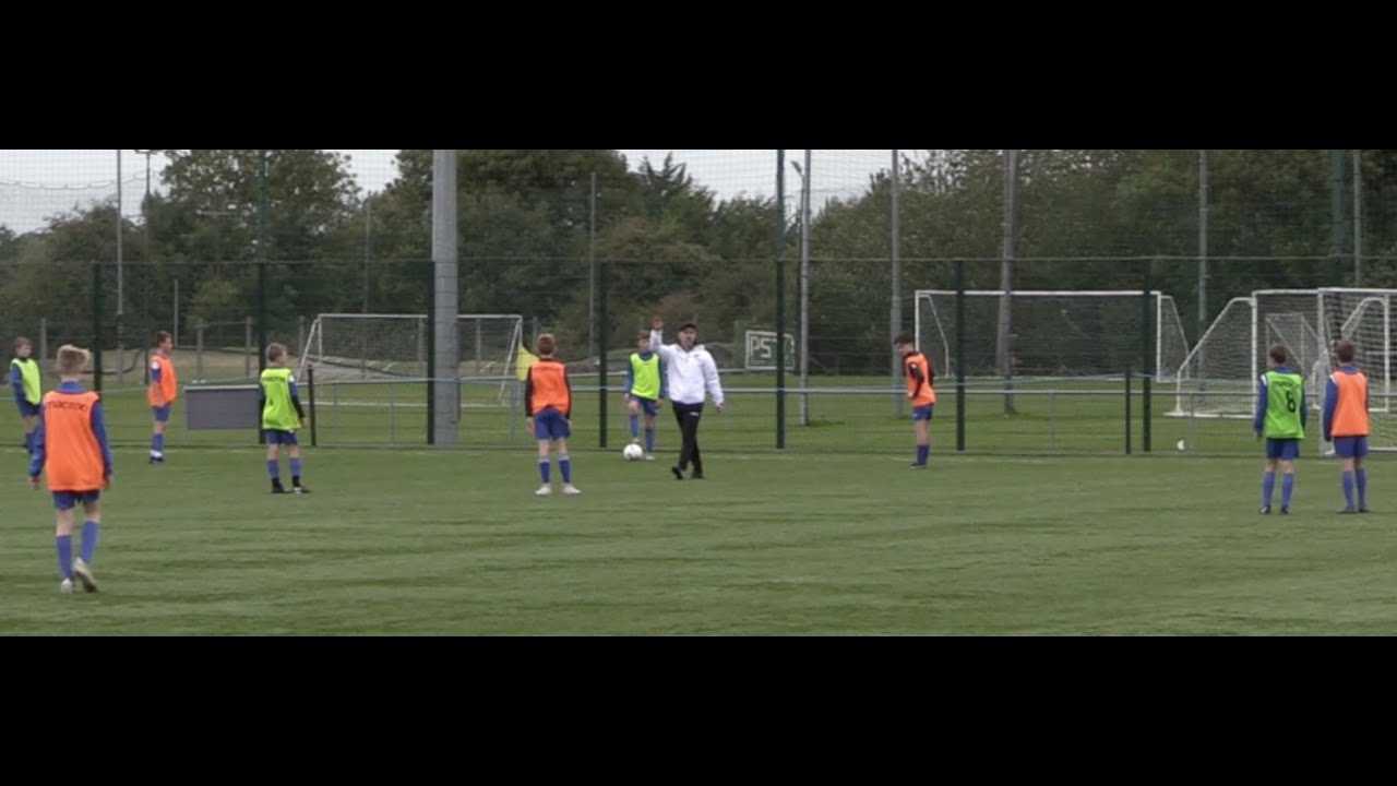 UEFA A licence session High press in a 1-4-4-2 vs 1-4-3-3