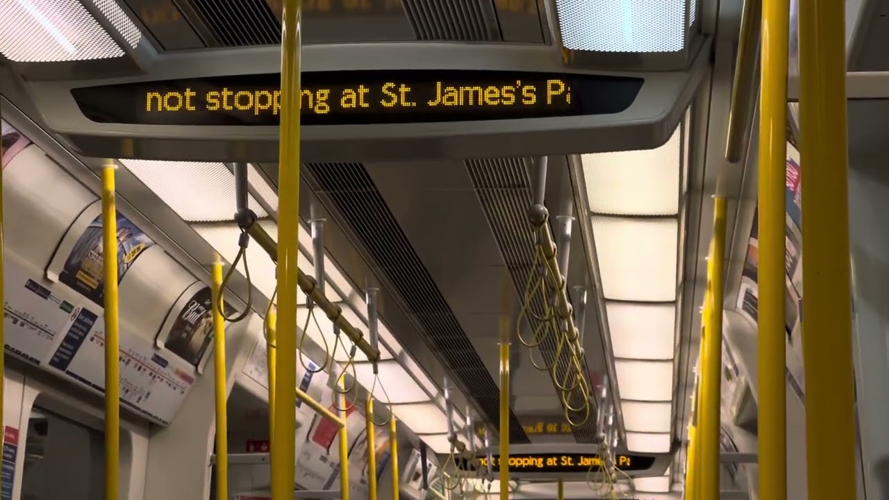 District line Announcement - St James&rsquo;s Park Flooding