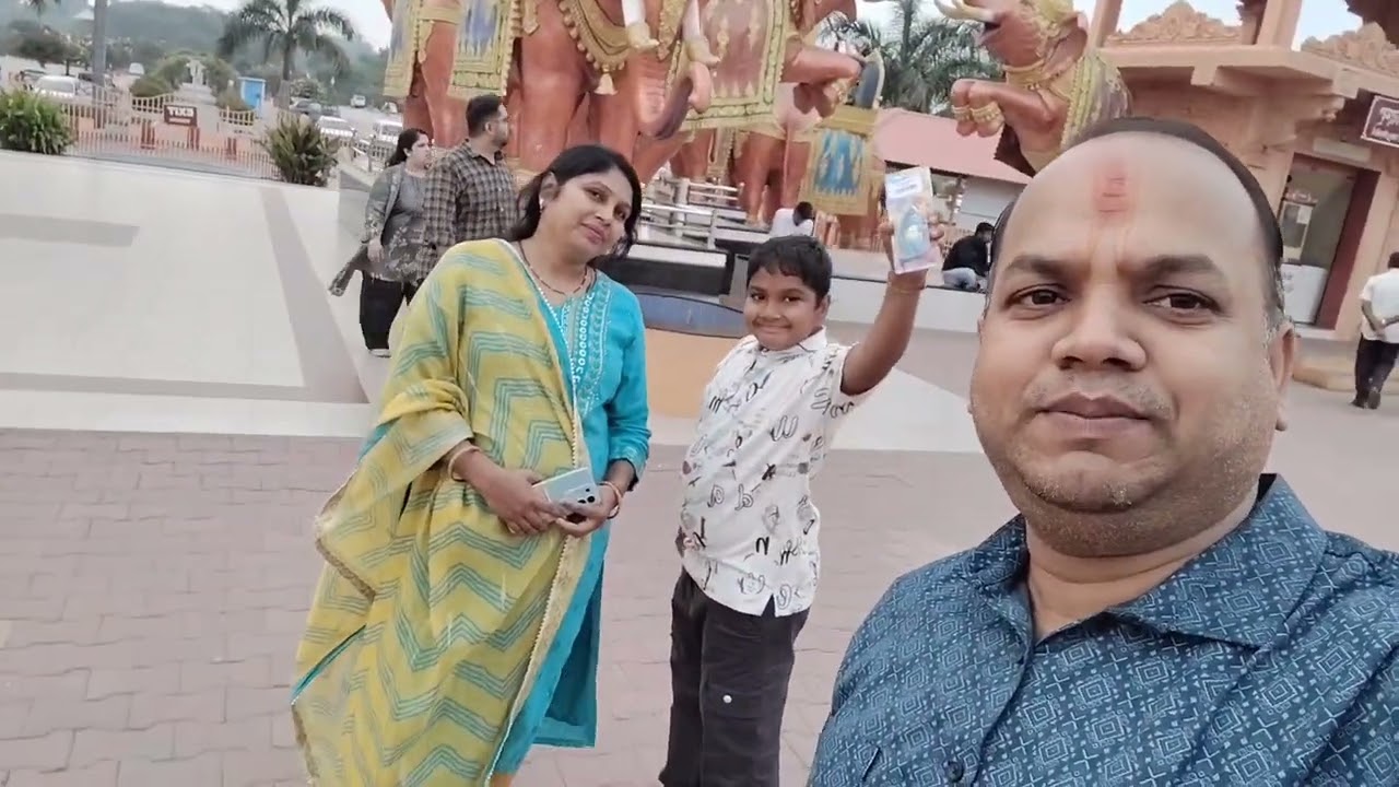 Nilkanth Dham Poicha 