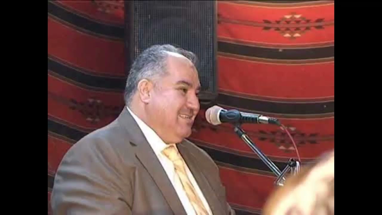 مشتاق شوفك لشاعر أسامة السمرة