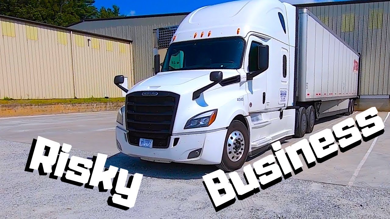 Trucking On The American Highway Is A Dangerous Place | Life On The Road |