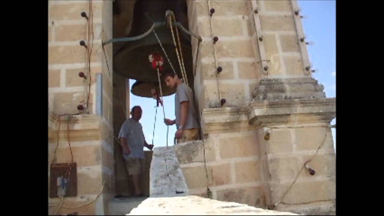 (Peal 2) (Video) Bells of St. George Parish Church at Qormi, Malta.