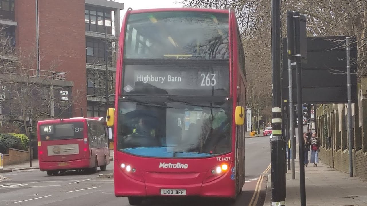 journey on 263 | metroline | enviro 400 facelift | LK13BFF 