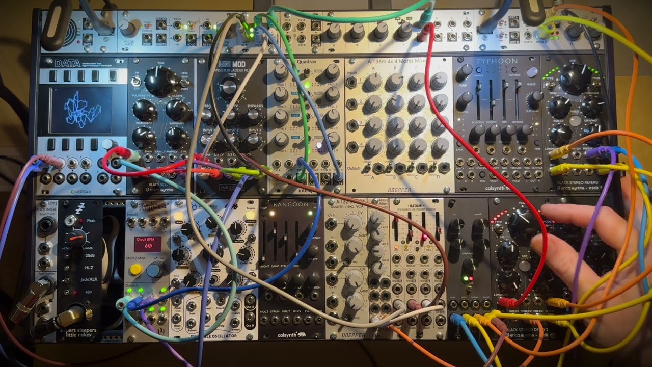One Voice / Generative Ambient Modular Synth