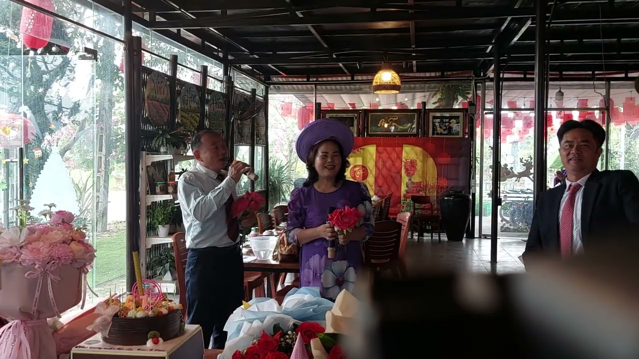 CK khúc hát tình yêu do ca sĩ Hồ chương chương và Xuân đạm trình bày