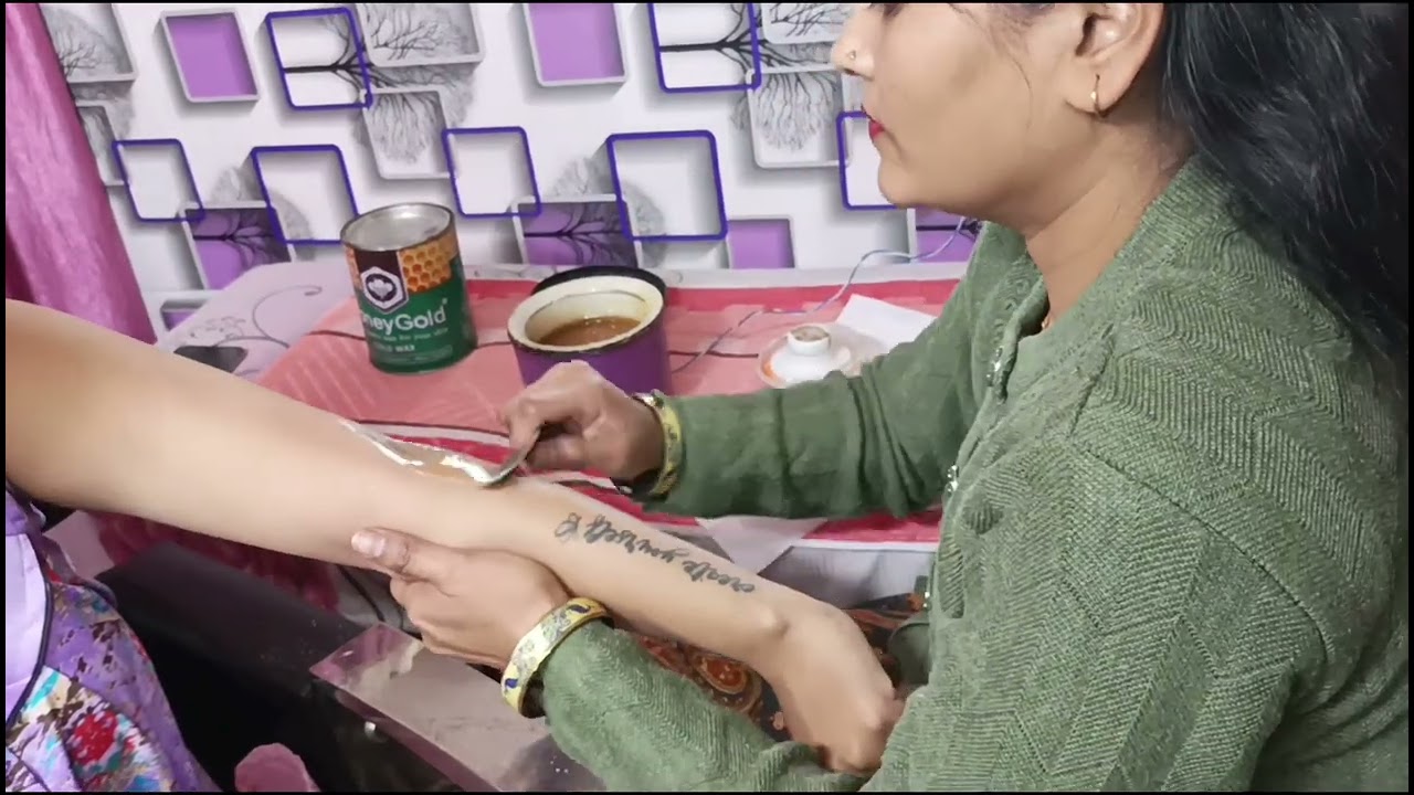 cold wax Karne Ka Tarika| hand wax kaise karen| hand waxing at parlour| wax hand hair removal