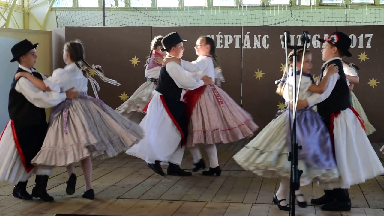 Néptánc vizsga 2017 - 09. 4. osztály