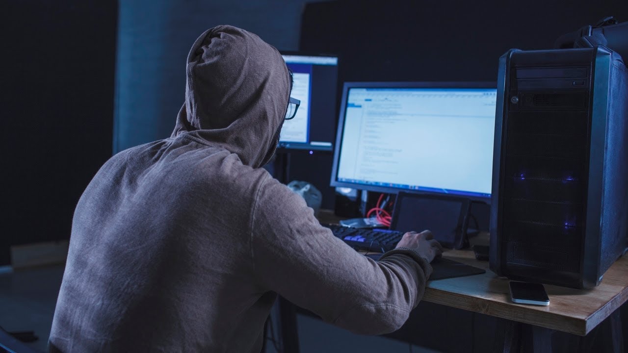 Cyberbullies will be 'unmasked' under tough new cyber abuse laws