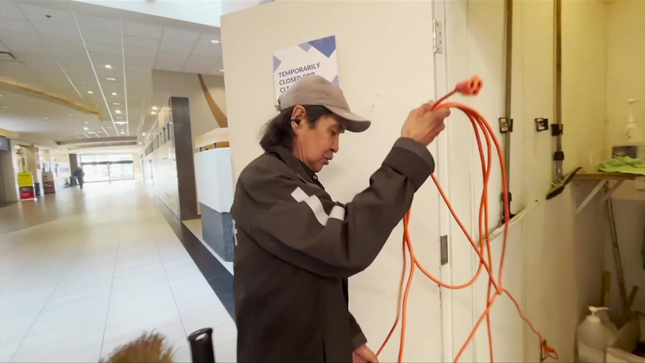 'I wasn't going to let them': Nanaimo janitor saves victim of group attack