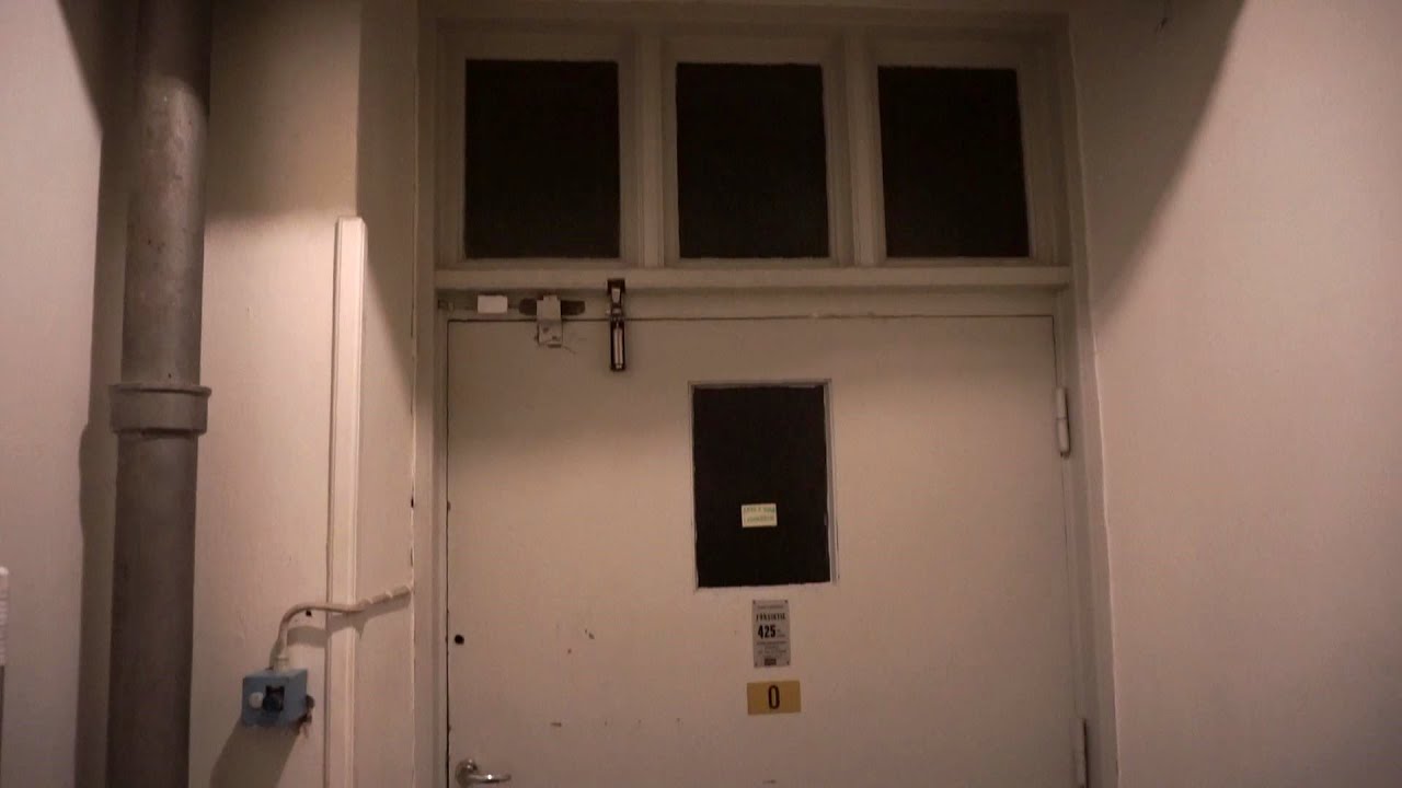 Amazing antique 1936 Titan traction freight elevator @ Helnan Phønix Hotel, Aalborg, Denmark