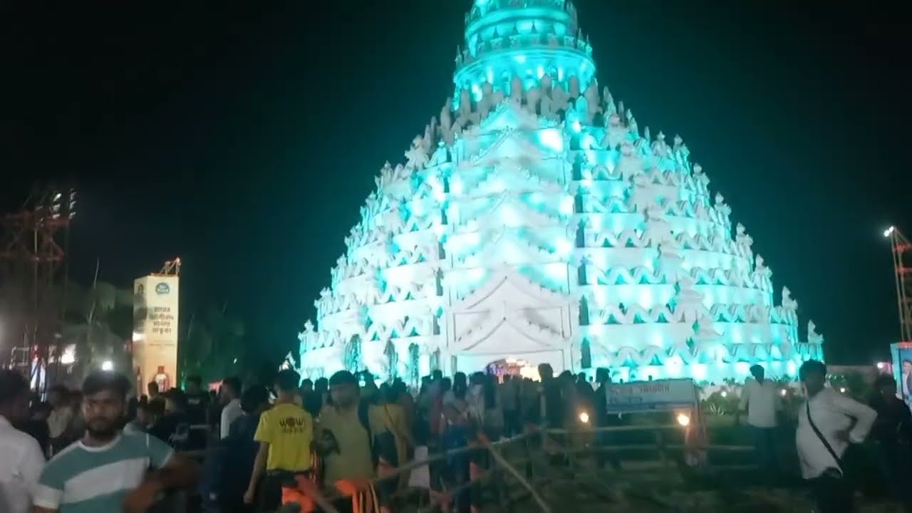 ভয়ংকর কান্ড পুজো প্যান্ডেলের ভেতরে কল্যাণীর। কল্যাণী আইটিআই মোরে।