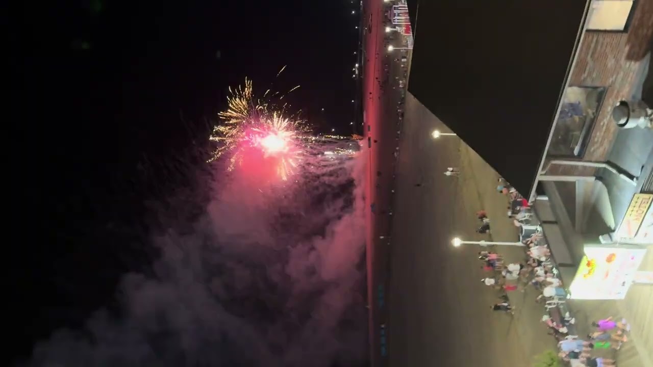 Awesome Fireworks 🎆 🎇in ocean city beach 🏖️ 🇺🇸 #beach #usa #oceancitymd 