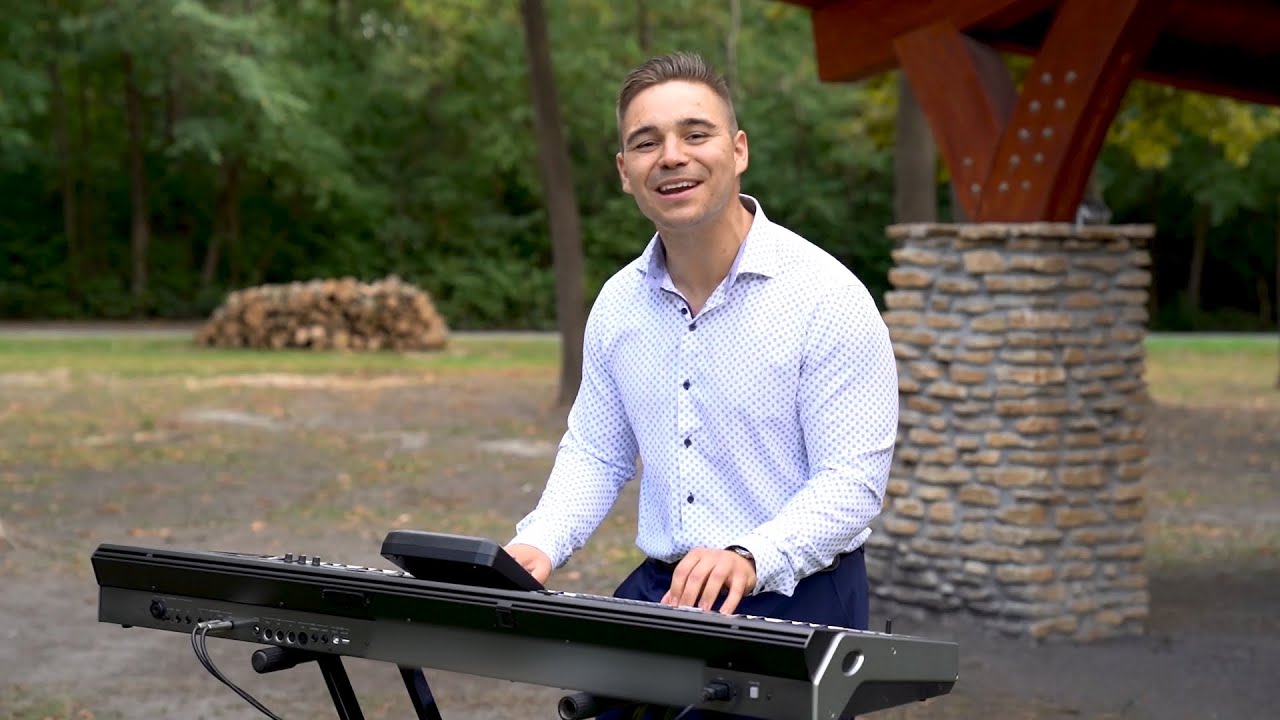 Paksi Zolika -  Szívemből zenélek ( Official Music Video )
