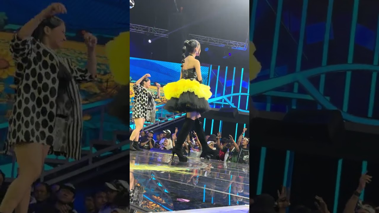 Penampilan Tasya ll Mega Konser Iwan Fals The Maestro #live