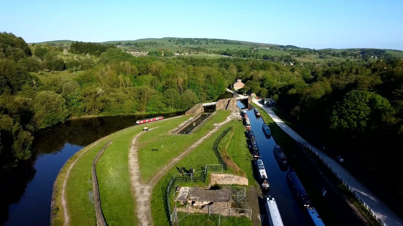 Join me as I cycle alongside the Peak Forest Canal