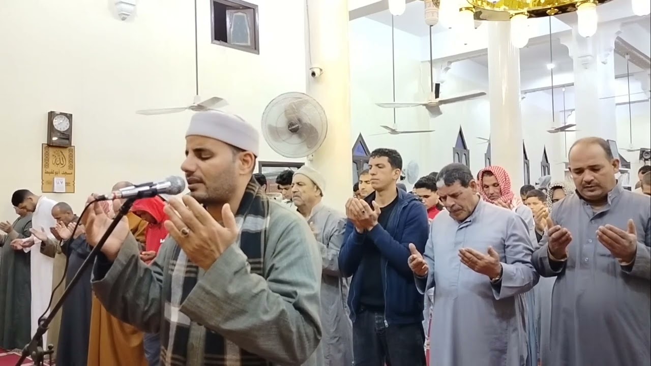 اللهم اهدنا واهد بنا........ القارئ السيد البحيري 