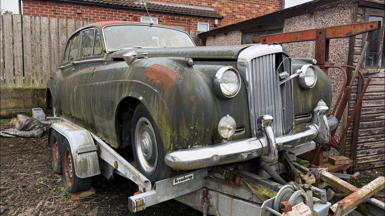 А вы знали, что в этом знаменитом аукционном доме есть брошенные автомобили?