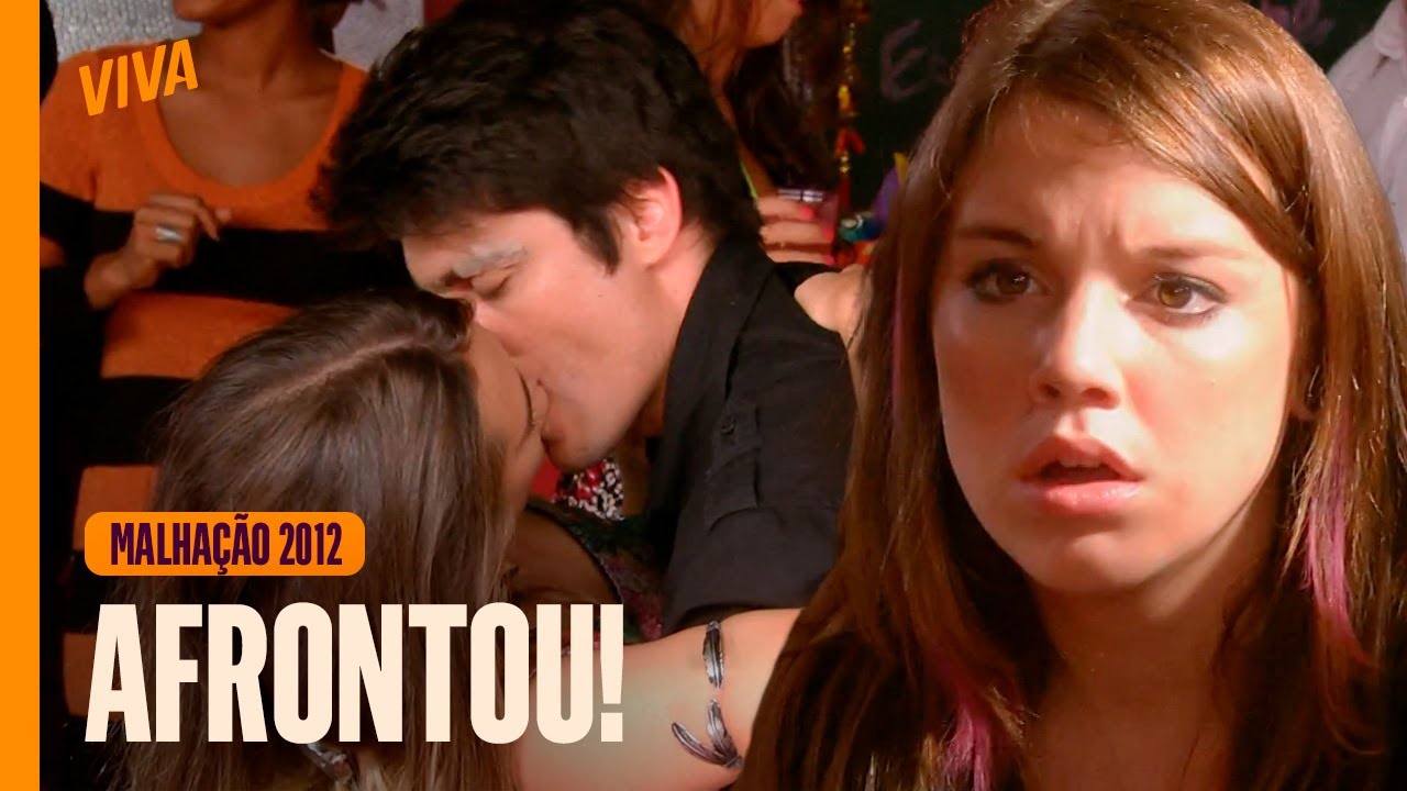 BEIJOU A OUTRA! VITOR BEIJA FATINHA NA FRENTE DE LIA | MALHAÇÃO 2012 | CAPÍTULO 179 | VIVA
