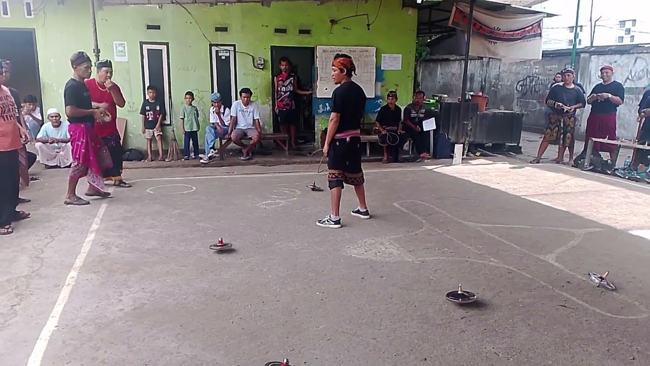 Babak 6 besar EMPU GANDRING  VS  KENCENG MEREBET