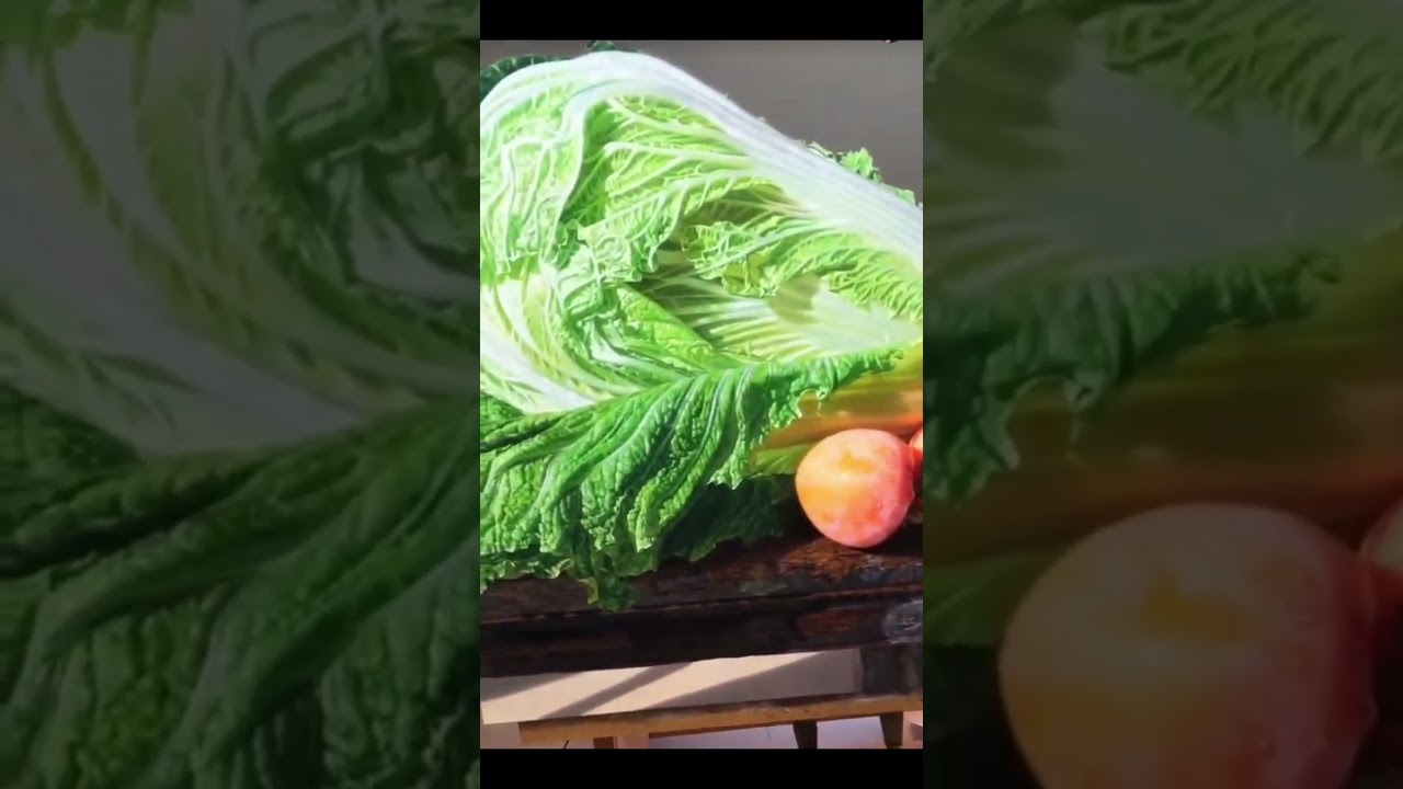 Hyper-realistic oil painting of green cabbage 超写实油画绿油油的白菜
