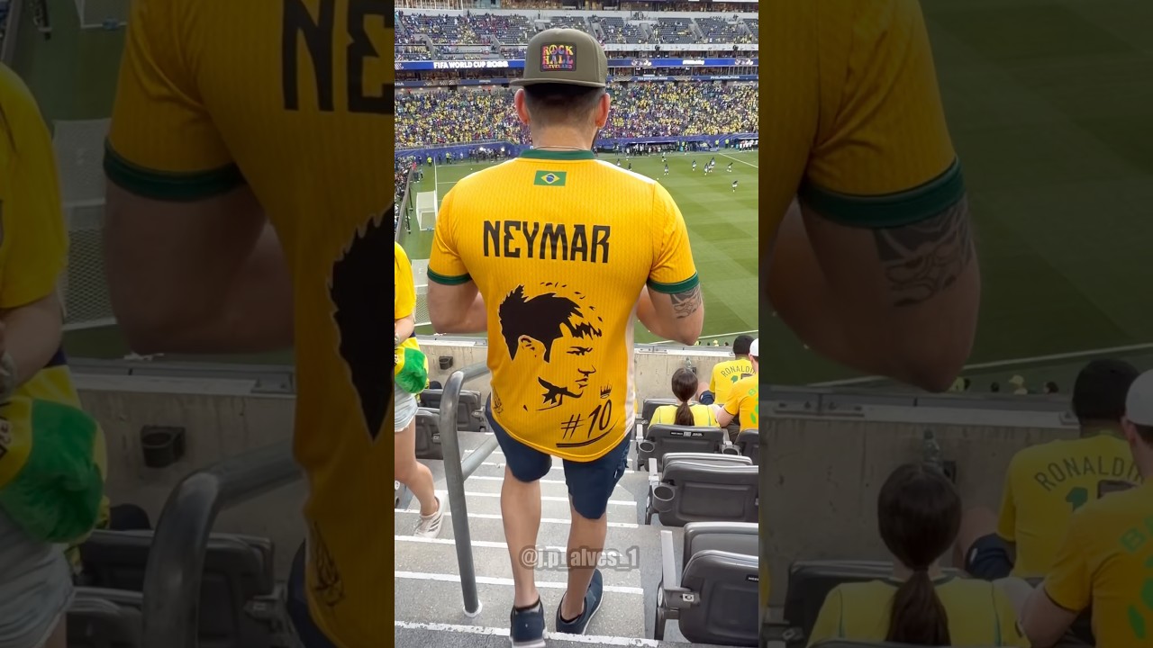 I customized my Brazil 🇧🇷🏆 jersey with acrylic paint ⚽️ #neymar #custom #soccer #fifa #painting