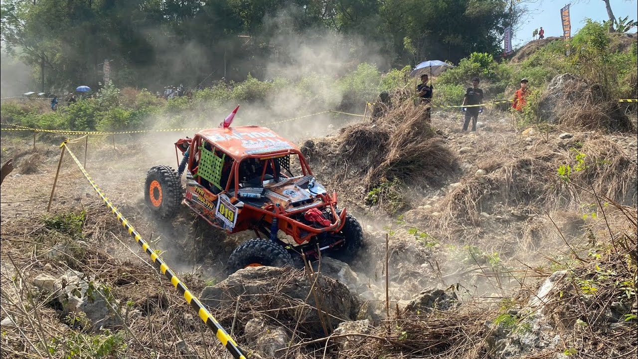 TIYA AULIYA offroader wanita - IOF National Championship Round 3 2022, Gunung Bathang Gresik