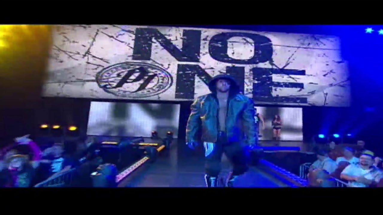 AJ Styles steps up to help The Main Event Mafia - August 22, 2013
