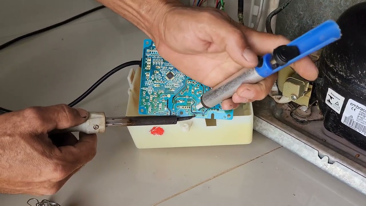 Geladeira Electrolux DF 51X não liga nada saiba porque.