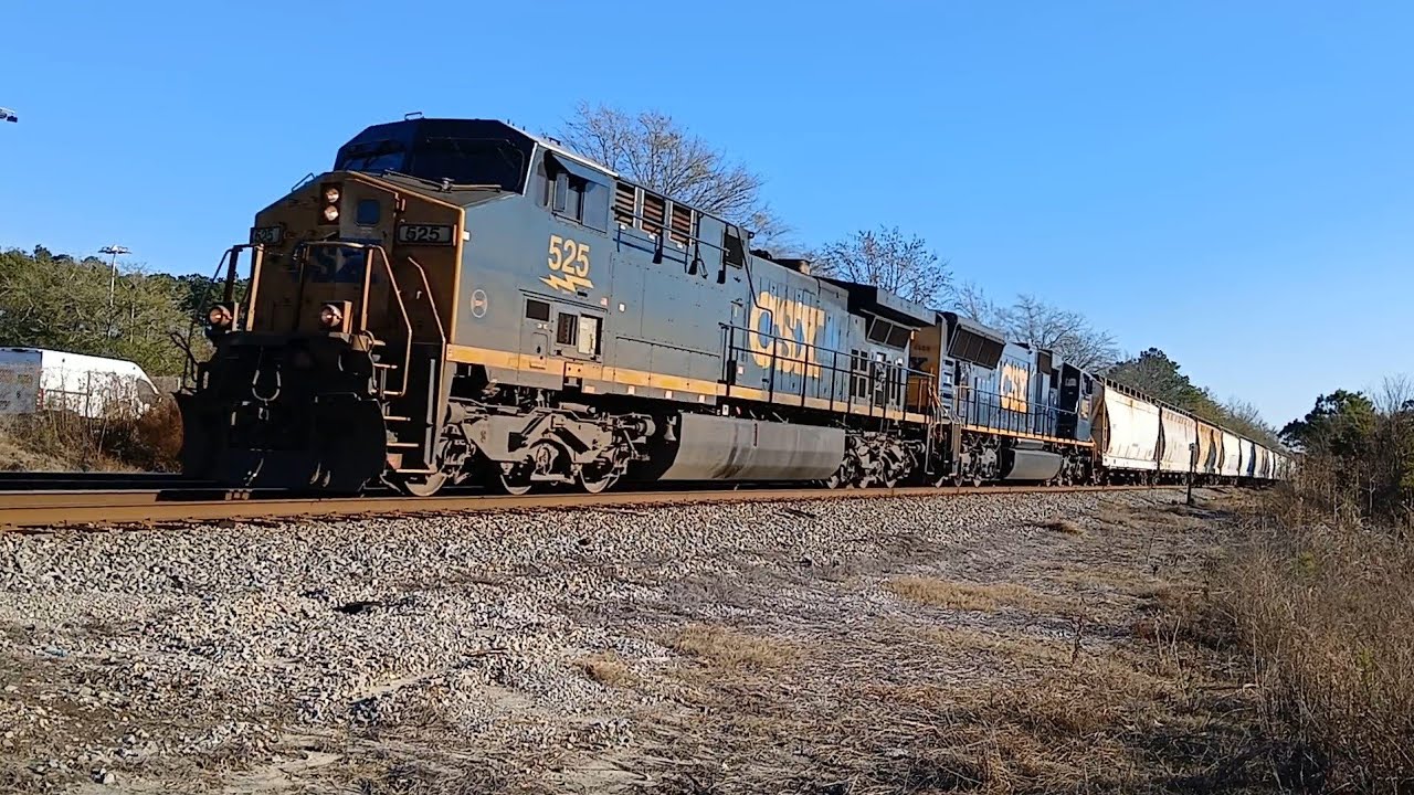 CSXT 525 Leads CSX Train M492 At Hanahan SC On The A Line 