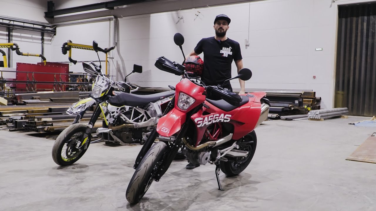 Обзор дорожного мотарда GASGAS 700 SM, сравнение с KTM 690 SMC и Хускварна 701 супермото.