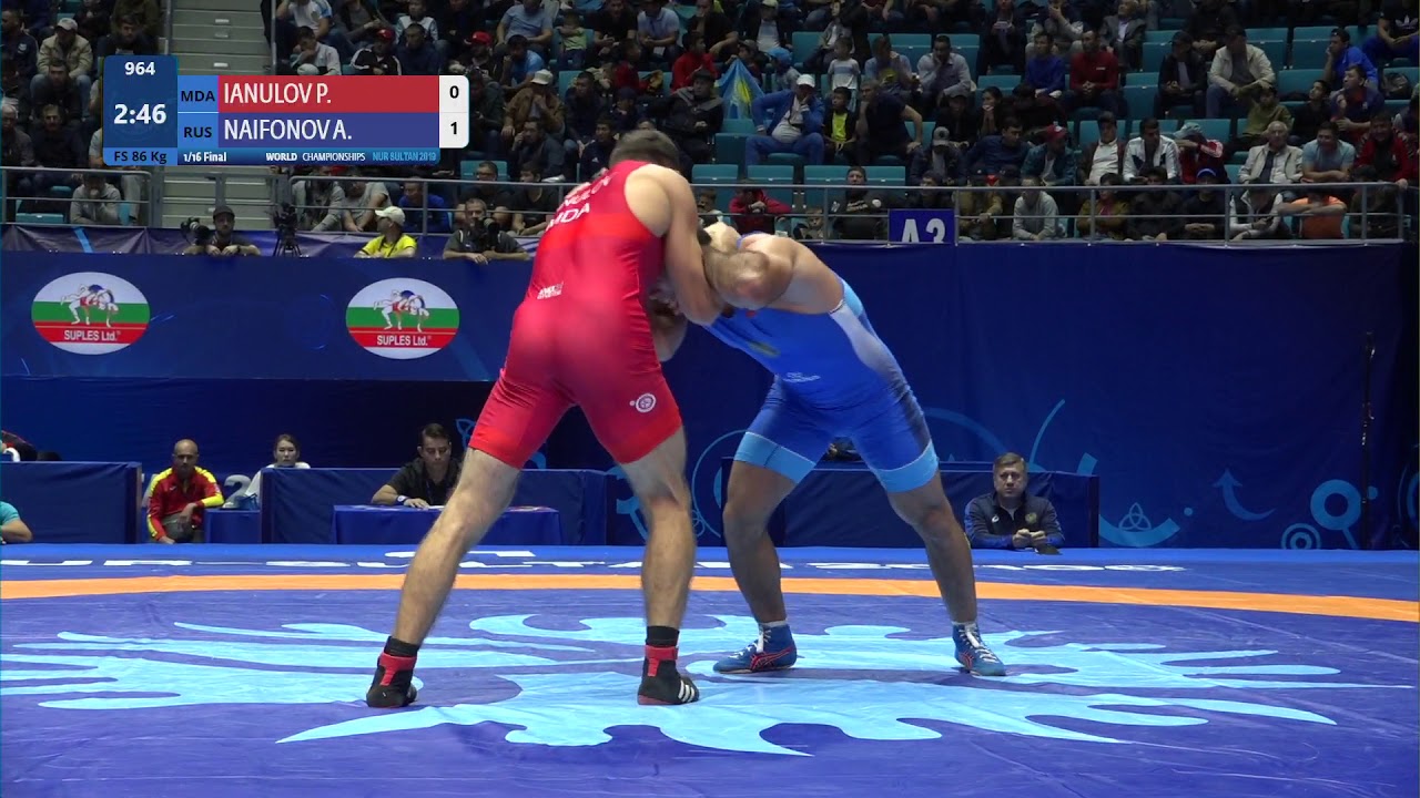 1/16 FS - 86 kg: P. IANULOV (MDA) v. A. NAIFONOV (RUS)