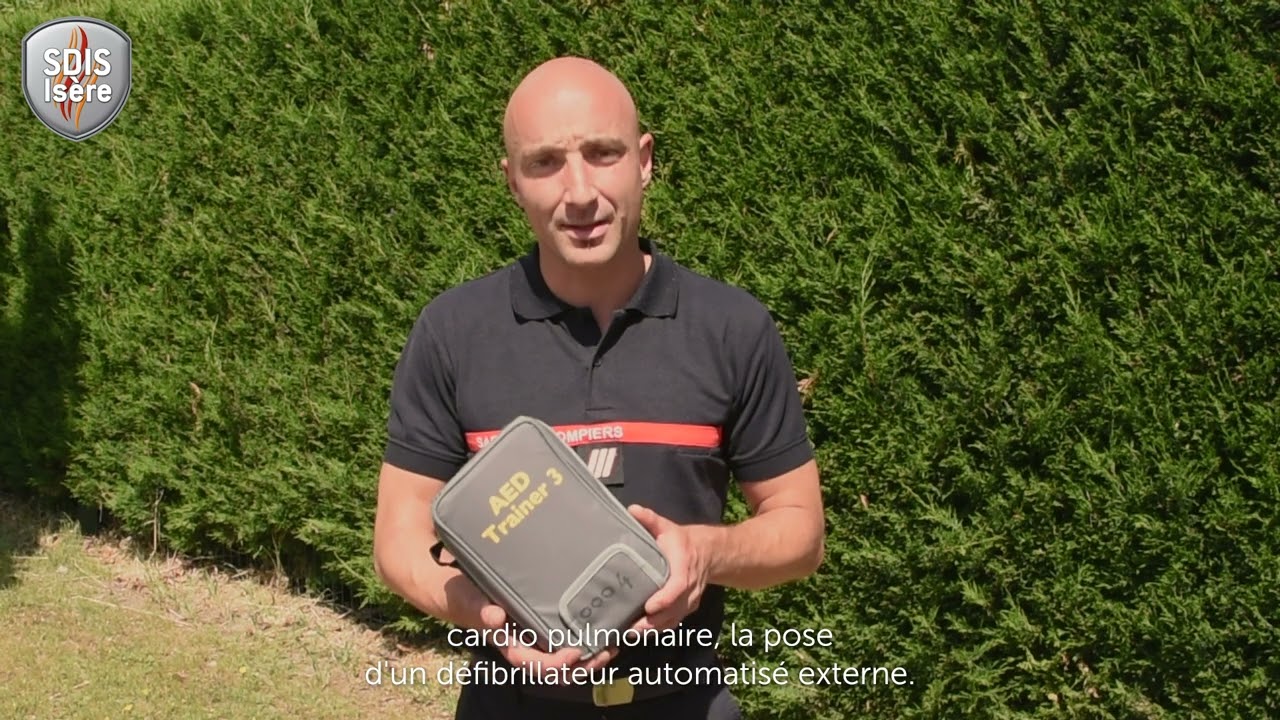 Comment utiliser un défibrillateur
