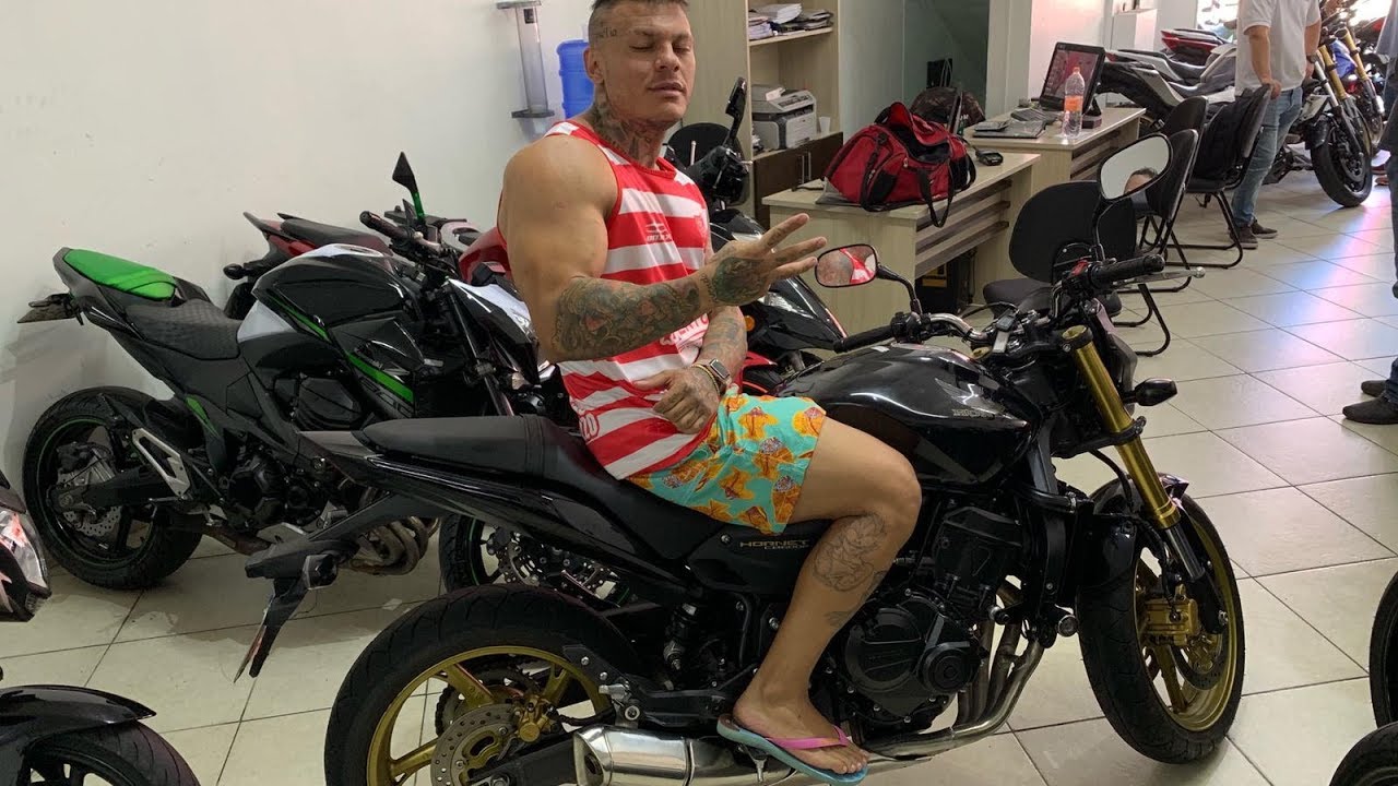 COMPREI UMA HORNET I OBRIGADO DEUS