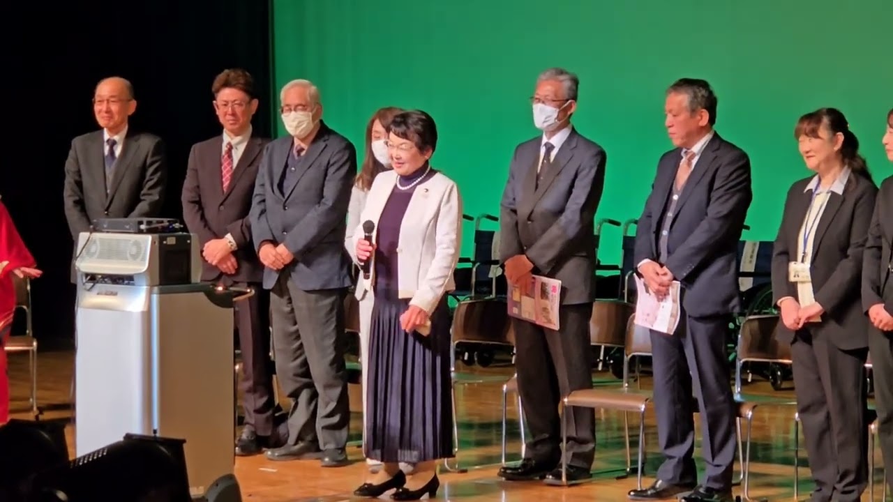 東京だよお母さん、栃木市長のみだれ髪
