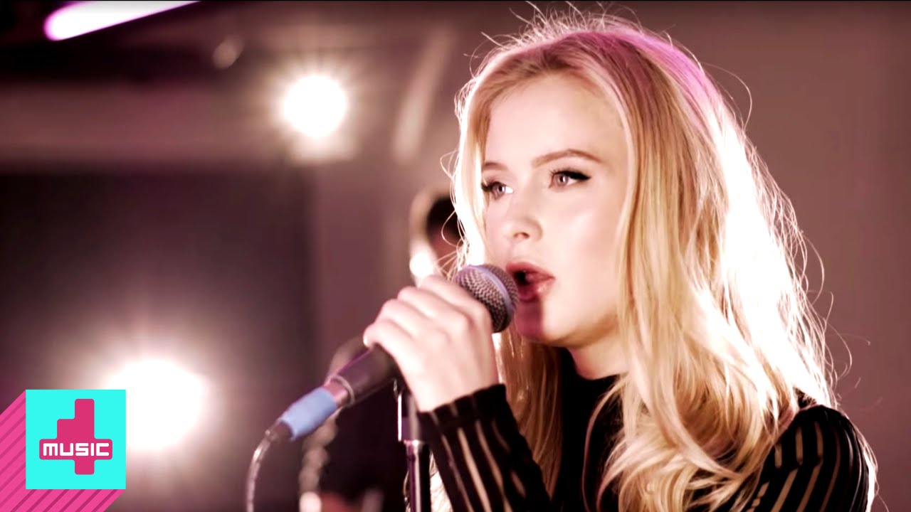 Zara Larsson - Uncover (Live Piano Version)