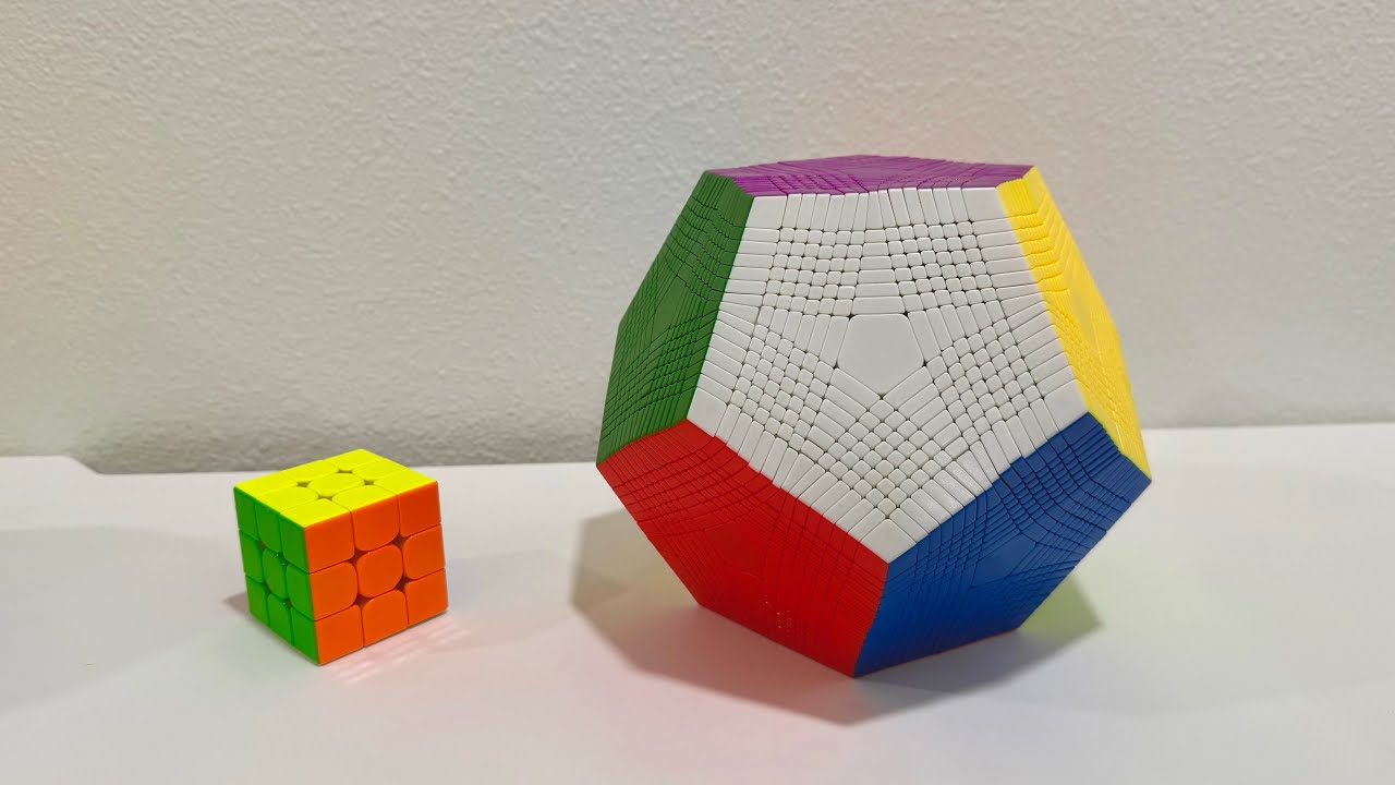 FIRST LOOK! Yottaminx (15 Layer Megaminx)