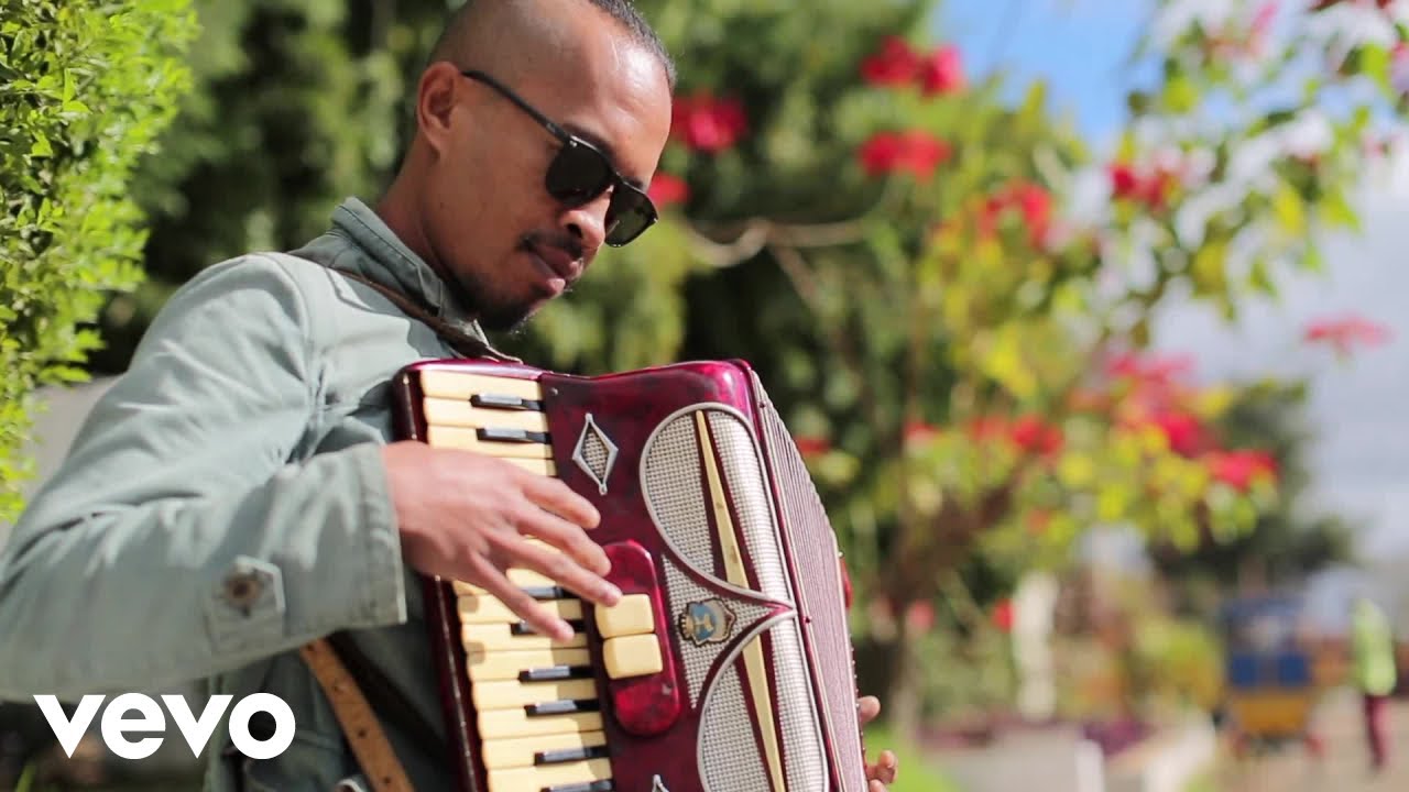 Samoela - Manantena