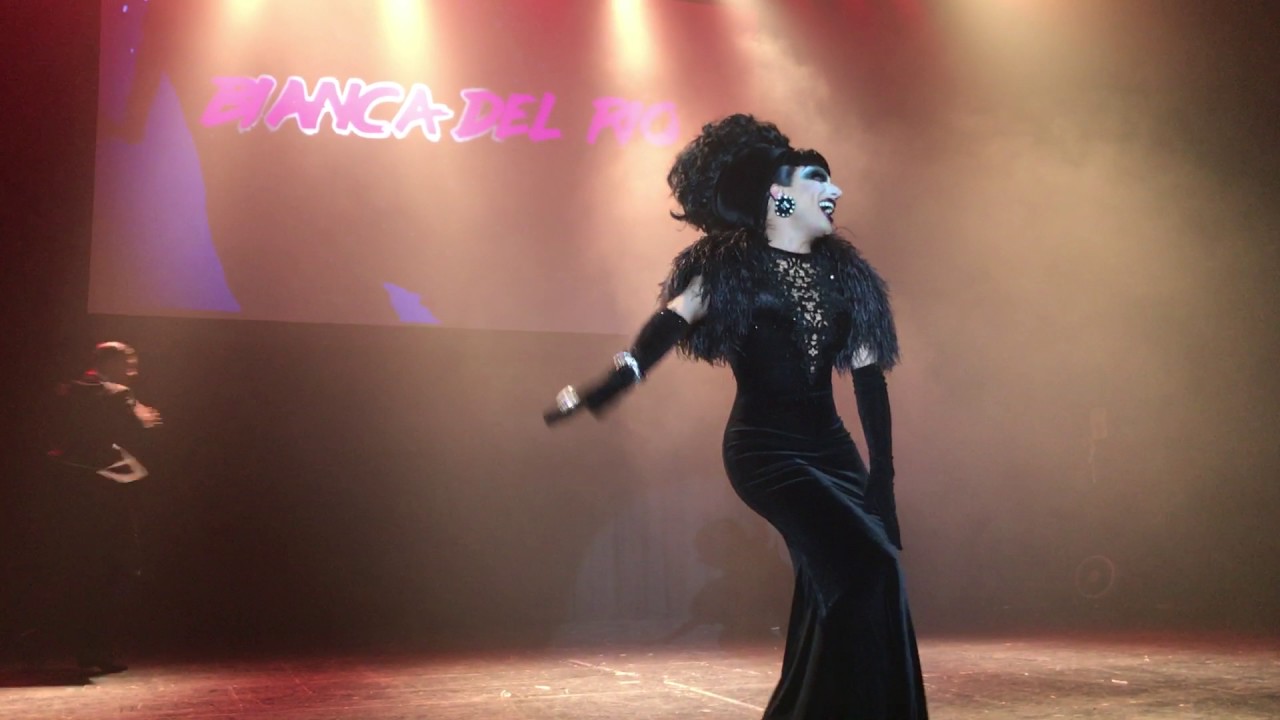 Bianca Del Rio - Lip Sync to 'Get The Party Started' Werq the World Tour Toronto