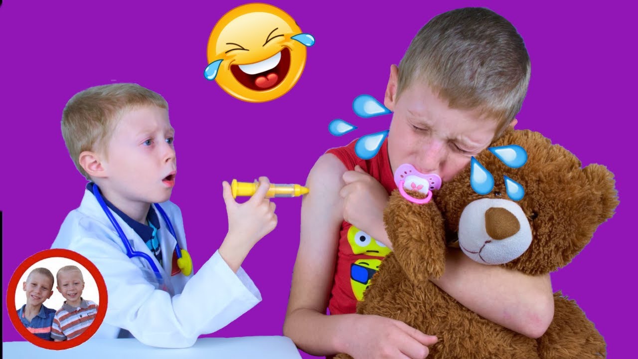 Доктор Набор игрушек | Большой Малыш Джейк! | Доктор Майк и Джейк притворяются, что играют