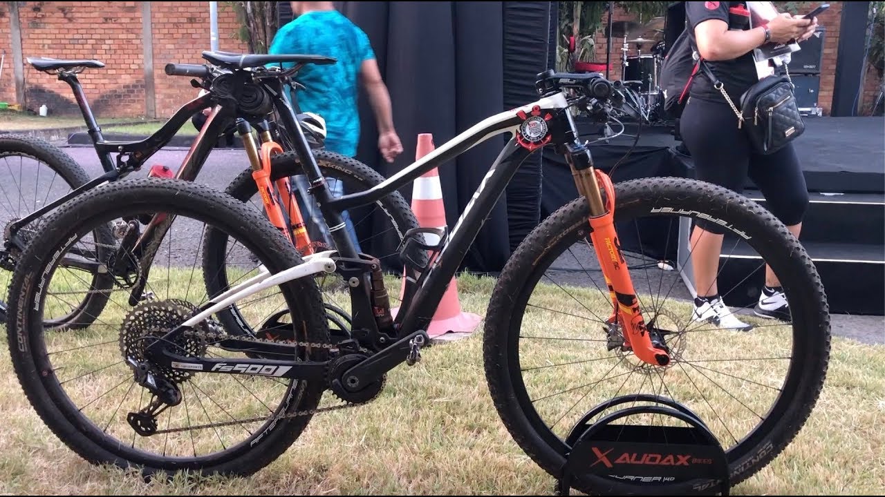Testando a nova Full Suspension da Audax: FS 900 (E mais um monte de bikes)